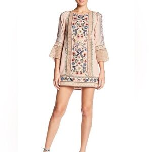 Alice + Olivia Gabriel Embroidered Crochet  Blush Pink Tunic Dress